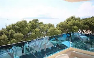 아파트 Beach Apartments *